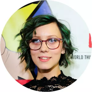 Lauren Taler - Actress