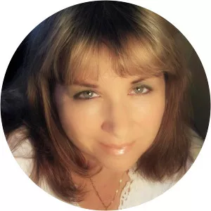 beth thornley laurie biagini