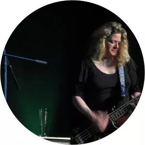 Laurie Stirratt Musician