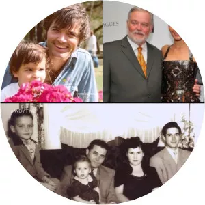 Lawrence Paul Harmon - Model ‧ Angie Harmon's father