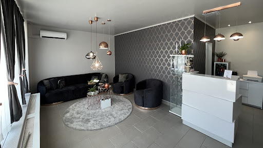 LB Beauty Lounge  - Beauty salon in Fugen, Austria