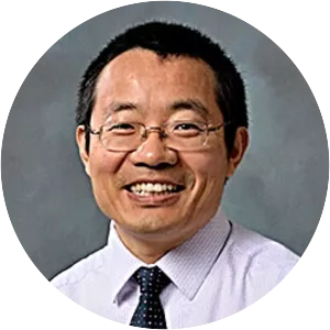 Le Yi Wang photograph