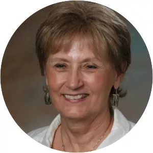 Lea Hubbard - Author