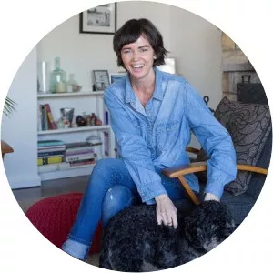 Leah Halmagyi photograph