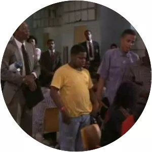 Lean on Me - 1989 ‧ Drama/Action ‧ 2h 4m