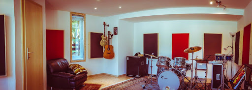 Learn to Rock Music School - Music school in Kufstein, Austria