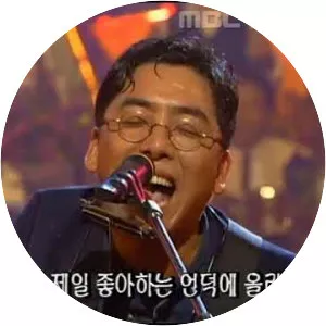 Lee Bumyong - Musical artist
