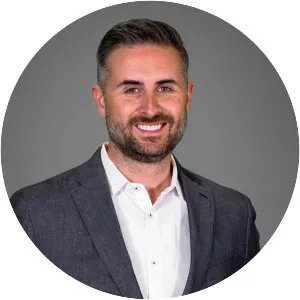 Lee Cummings - Author