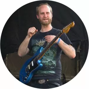 Lee Hartney Musician - Musical artist