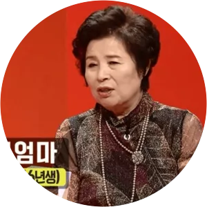Lee Ok-jin - Tony Ahn's mother