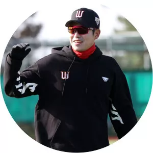 Lee Tae-yang - South Korean baseball player