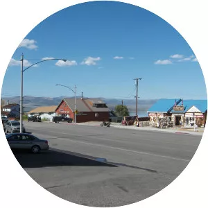 Lee Vining - Town in California