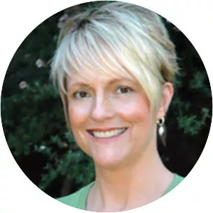 Lee Wardlaw - Author