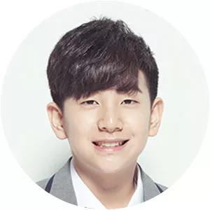 Lee Woo-jin - Singer