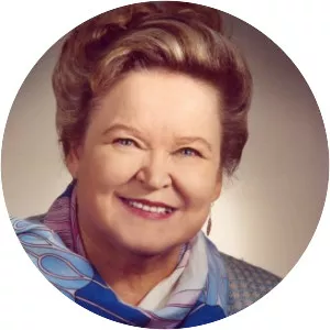 Leena Laulajainen - Writer