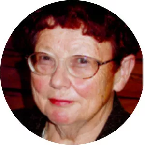 Lena Stiessel - Author