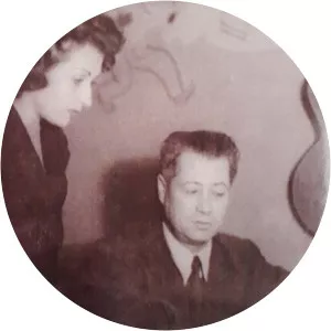 Leni Valkova Musician