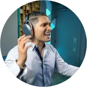 Lenny Fierro - Musical artist