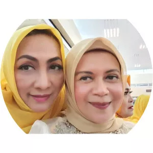 Lenny Sri Mulyani photograph