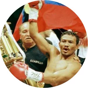 Leo Gámez - Venezuelan former professional boxer