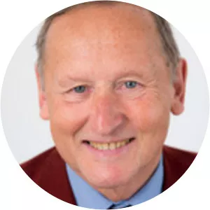 Leo Sleuwaegen - Economist