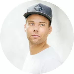 Leon Frick - Musical artist