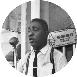 Leon Pinson - Musical artist