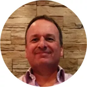 Léon van Hout Musician