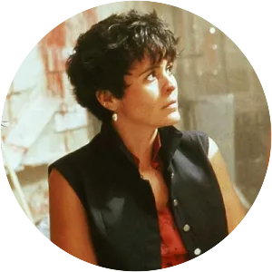 Leona Cantrell - Fictional character