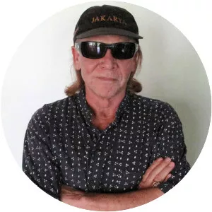 Leonard Lueras - Author