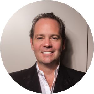 Leonardo dos Mares Guia photograph