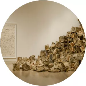 Leonardo Drew - Artist