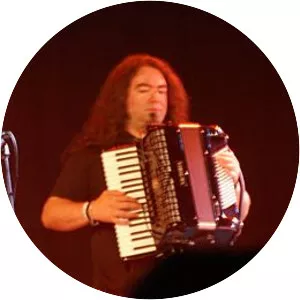 Leonardo Sgavetti Musician