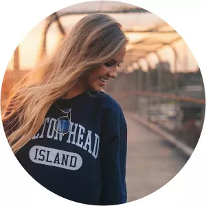 Leonety - Musical artist