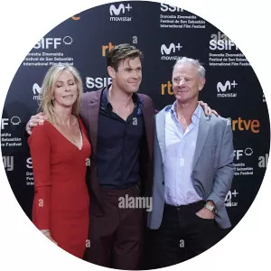 Leonie Hemsworth - Chris Hemsworth's mother