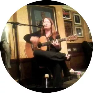 Leonie Laws - Musical artist