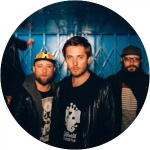 Les Elephants Bizarres