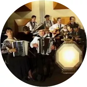 Les Primitifs du Futur - Musical group