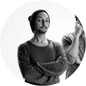 LeSigarette!! - Musical group