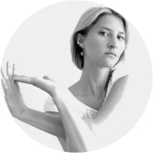 Lesley Flanigan - Musical artist