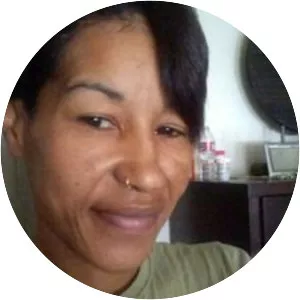 Leslie Burrell - Omarion's mother