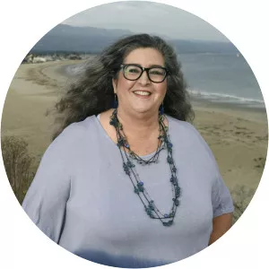 Leslie Dinaberg - Author