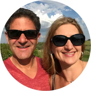 Leslie Hanauer - Nick Hanauer's wife