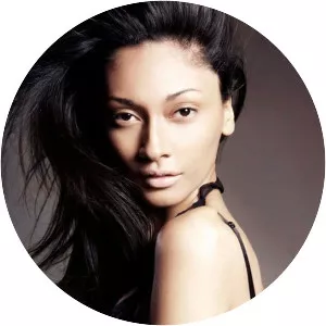 Leslie Mancia - Model