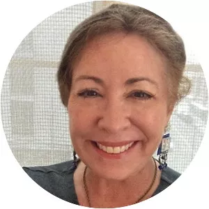 Leslie What - Writer