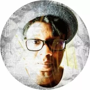 Lester Noel photograph