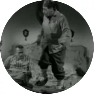 Letto a tre piazze - 1960 ‧ Comedy ‧ 1h 45m