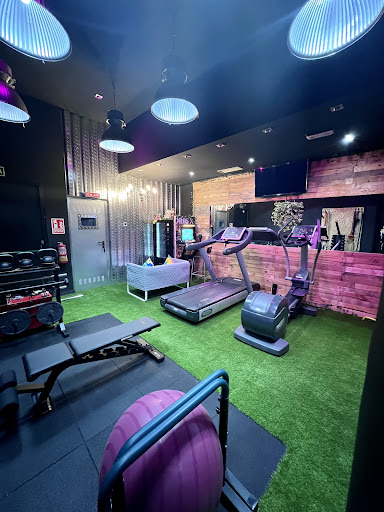 Level 82 GYM - Gymnastics center in Spain