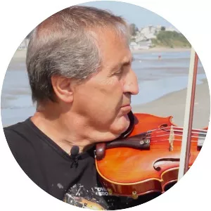 Levon Chilingirian - Armenian musical artist