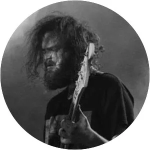 Levy Seynaeve - Bassist